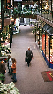 Axis Retail Corridoor